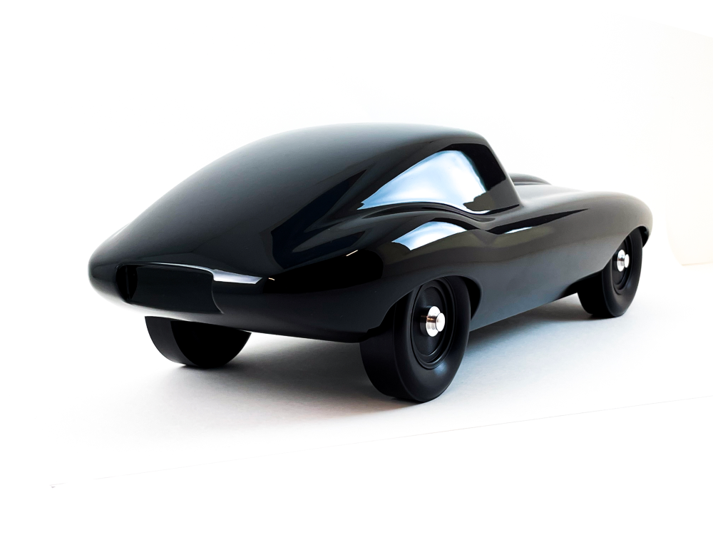 Solid wood – Single color liveries